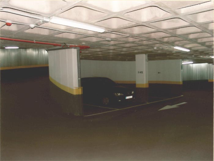 Aparcamiento subterrÃ¡neo para residentes. Calle Las Nieves.